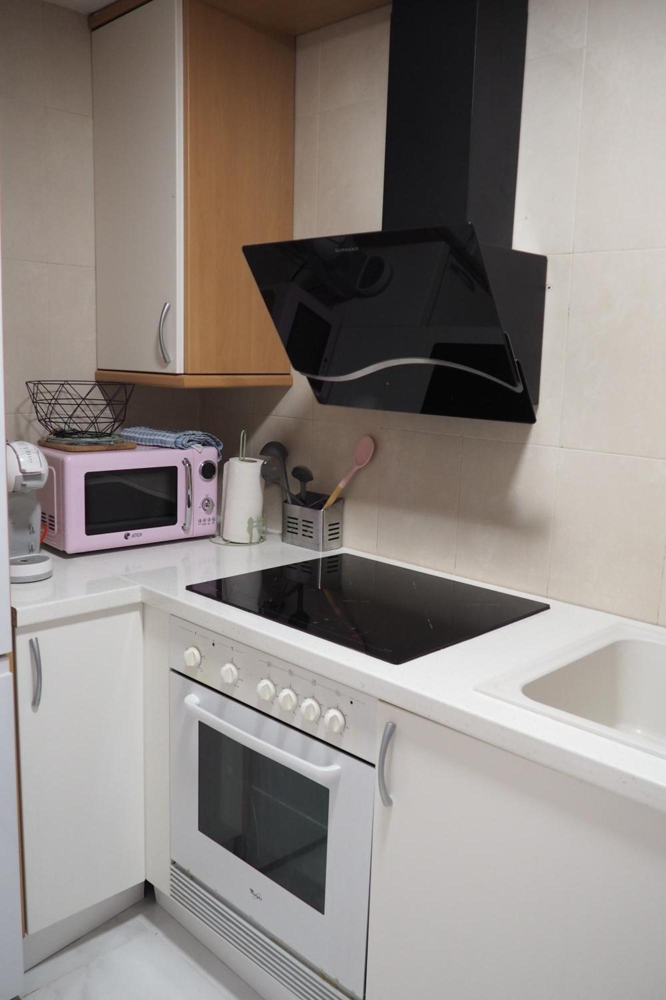 Moderno Apartamento Con Garaje Privado En El Centro De Vigo Eksteriør bilde